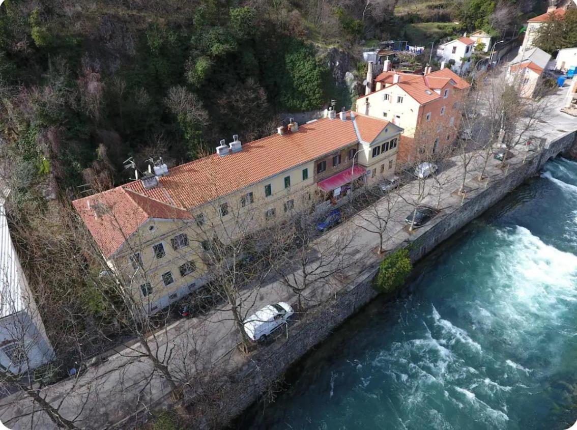 Cosy Near A River Appartamento